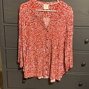 Flowy lightweight button down blouse